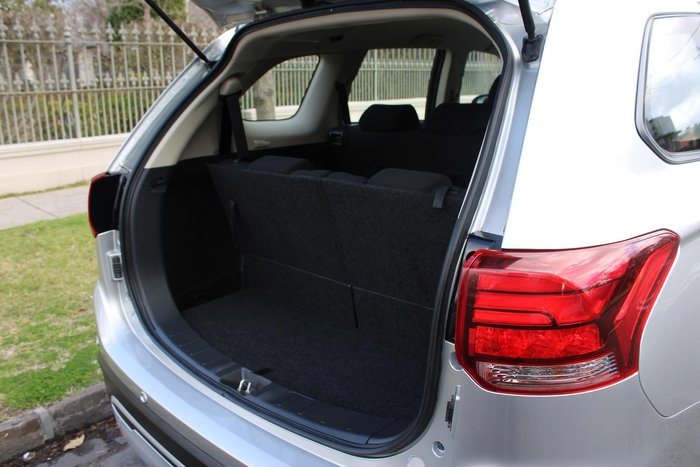 2020 Mitsubishi Outlander ES ZL MY21 Sterling Silver