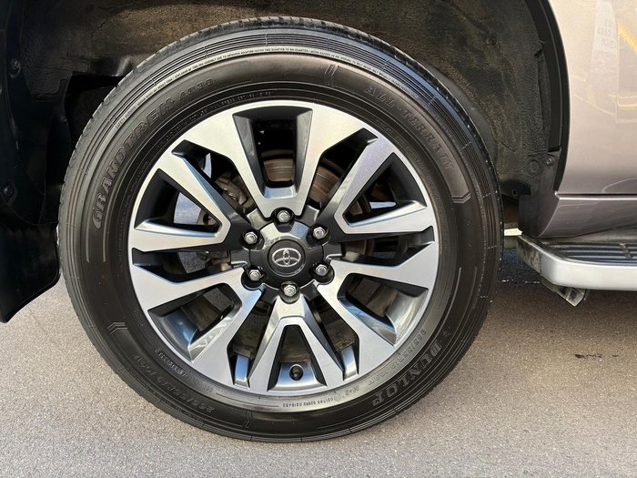 2023 Toyota Landcruiser Prado VX
