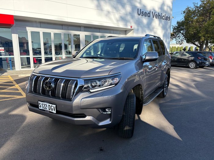 2023 Toyota Landcruiser Prado VX
