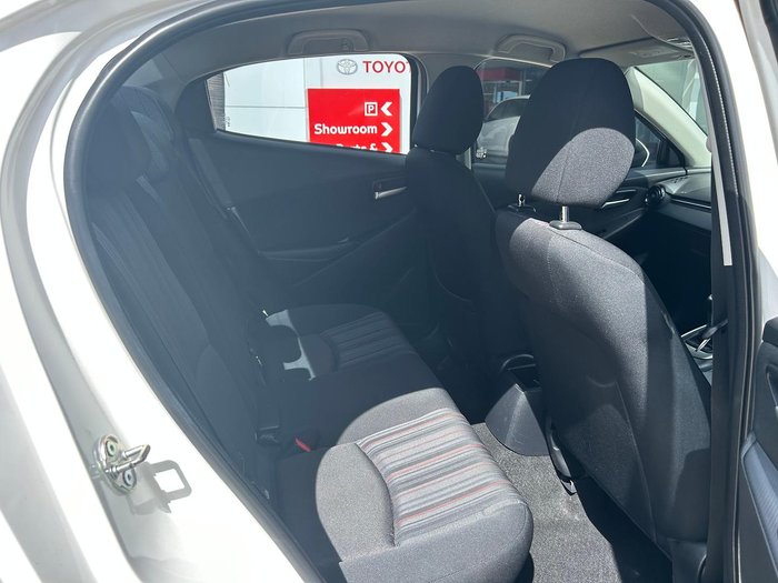 2016 Mazda 2 Neo DL Series Snowflake White Pearl