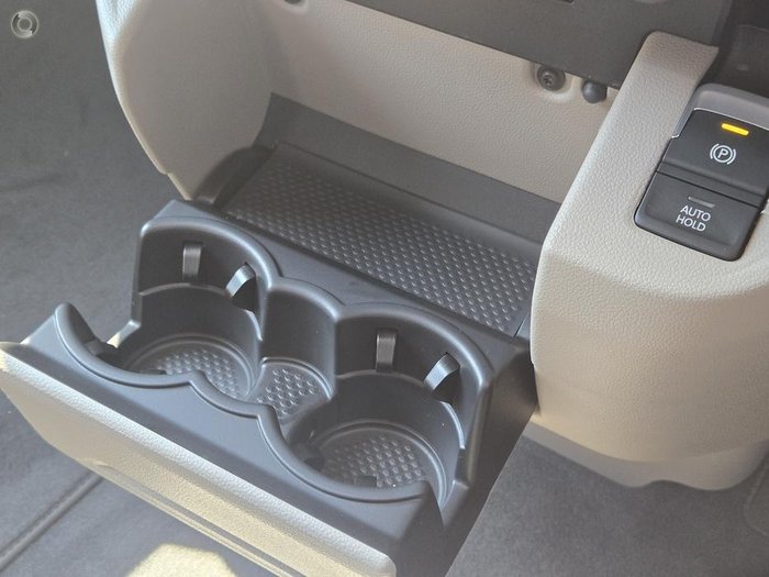 2025 Volkswagen Multivan TDI360 Life