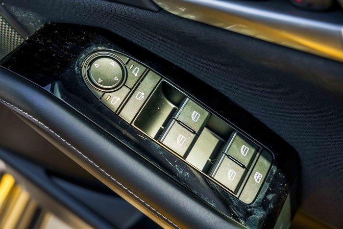 2025 Mazda CX-30 G20 Evolve