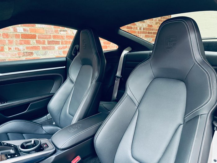 2025 Porsche 911 Carrera S 992 II MY25 Crayon