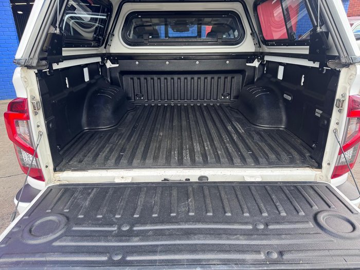 2021 Nissan Navara ST D23 MY21 4X4 Dual Range Solid White