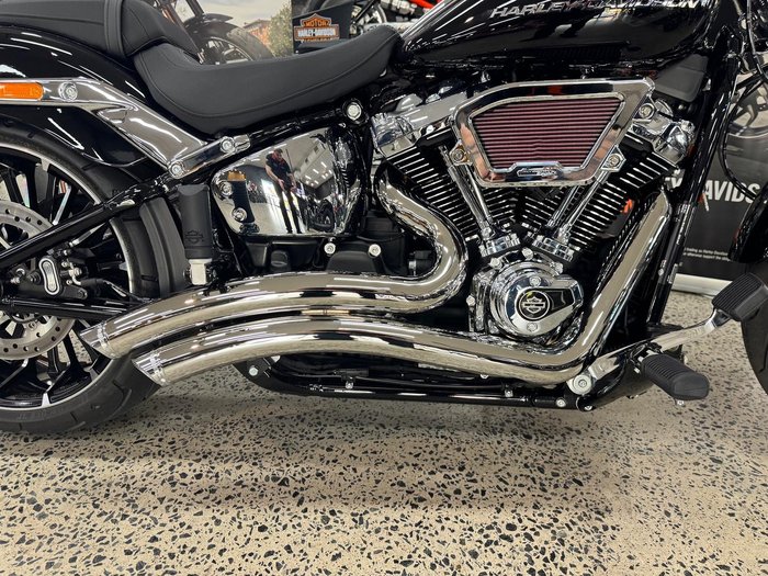 2025 Harley-Davidson Breakout 117 (FXBR) Softail Black