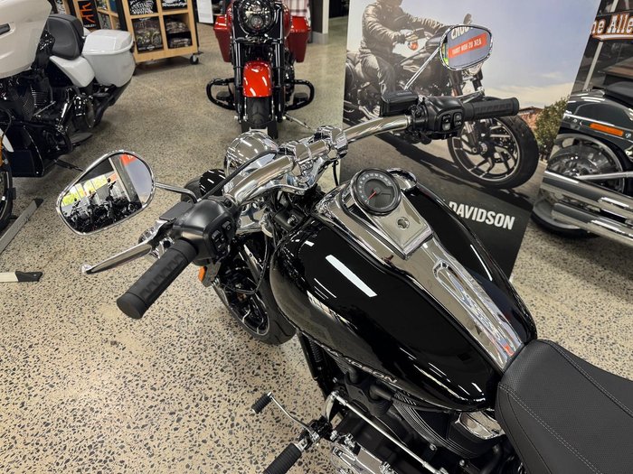 2025 Harley-Davidson Breakout 117 (FXBR) Softail Black