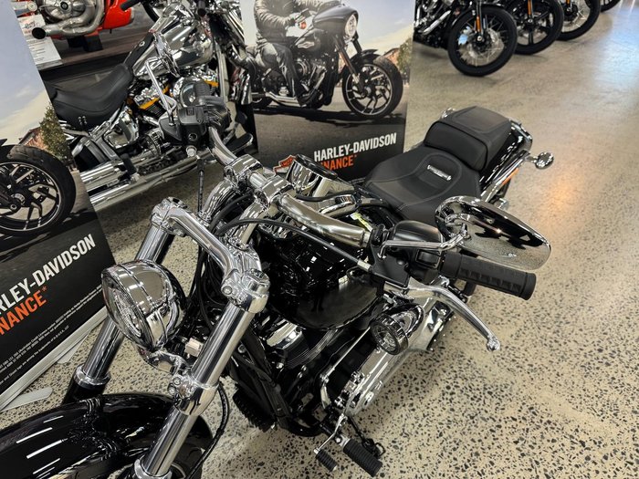 2025 Harley-Davidson Breakout 117 (FXBR) Softail Black
