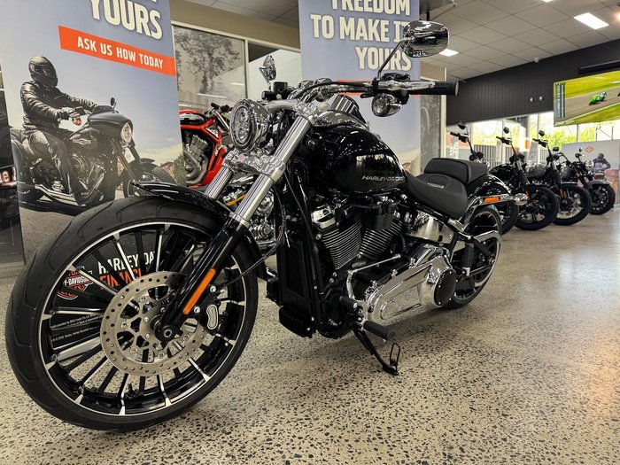 2025 Harley-Davidson Breakout 117 (FXBR) Softail Black