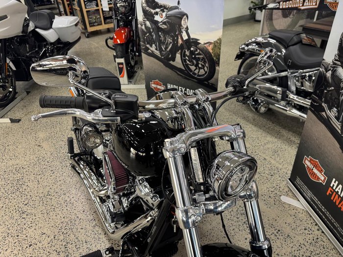 2025 Harley-Davidson Breakout 117 (FXBR) Softail Black