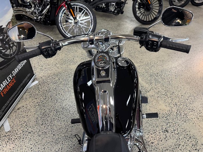 2025 Harley-Davidson Breakout 117 (FXBR) Softail Black