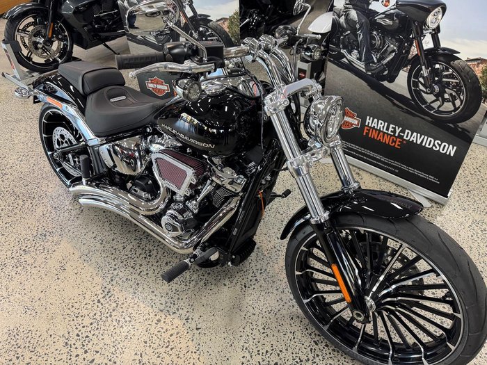 2025 Harley-Davidson Breakout 117 (FXBR) Softail Black
