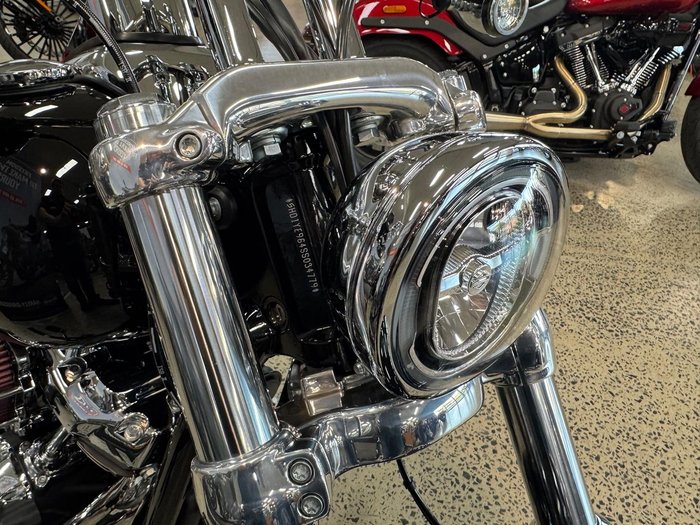 2025 Harley-Davidson Breakout 117 (FXBR) Softail Black