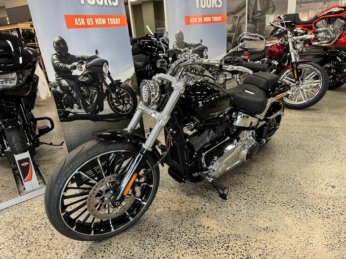 2025 Harley-Davidson Breakout 117 (FXBR) Softail Black