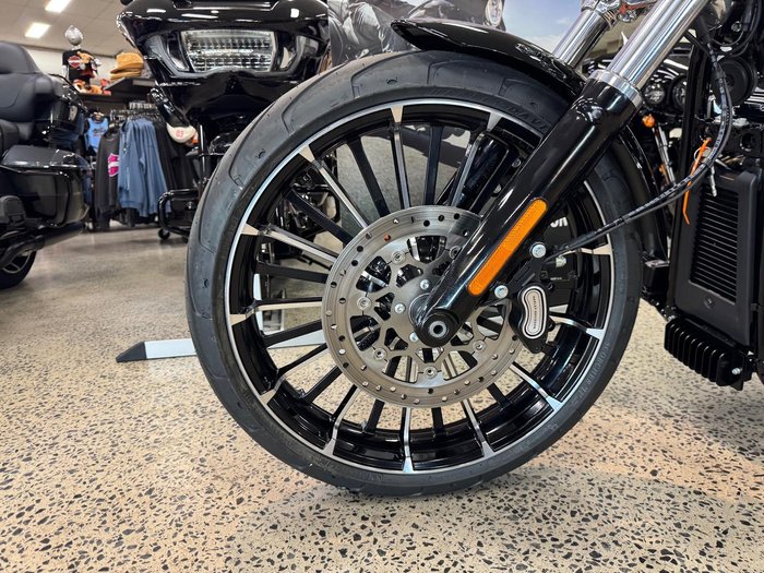 2025 Harley-Davidson Breakout 117 (FXBR) Softail Black