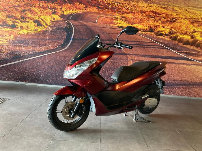 2017 Honda PCX150 PCX Red