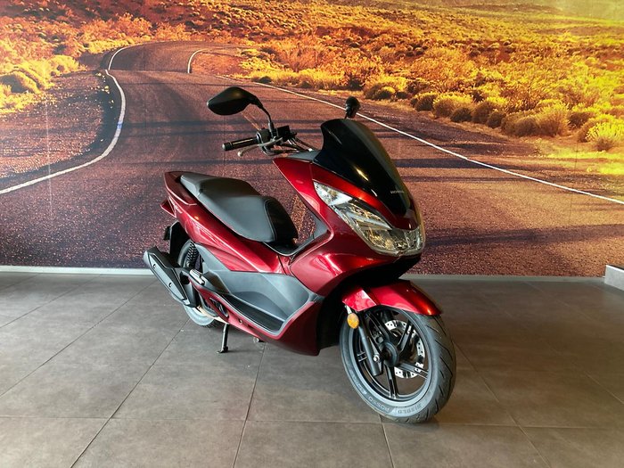 2017 Honda PCX150 PCX Red