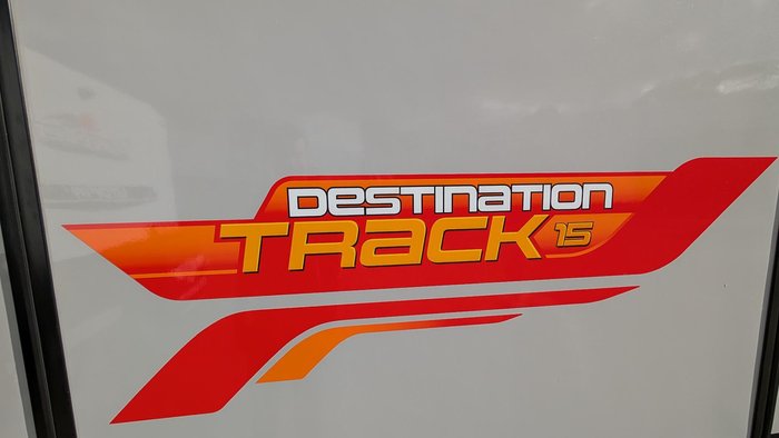 2025 Traveller 15' Destination Track