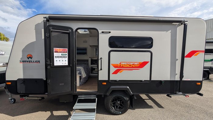 2025 Traveller 15' Destination Track