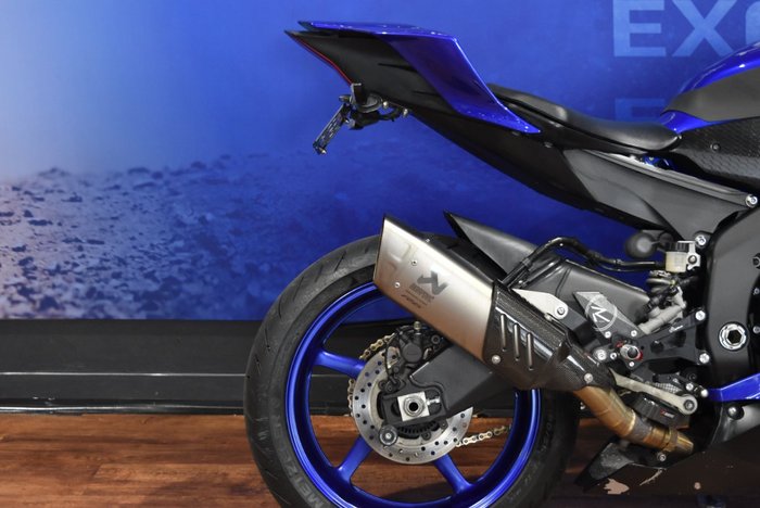 2017 Yamaha YZF-R6 Blue