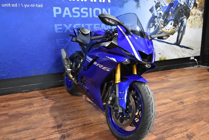 2017 Yamaha YZF-R6 Blue