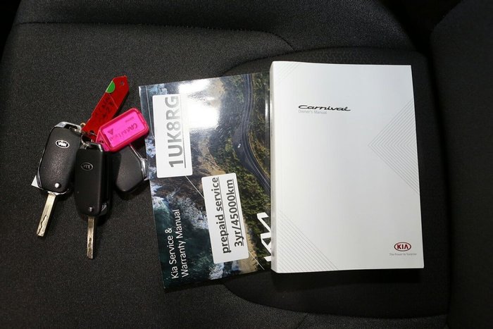 2021 Kia Carnival S