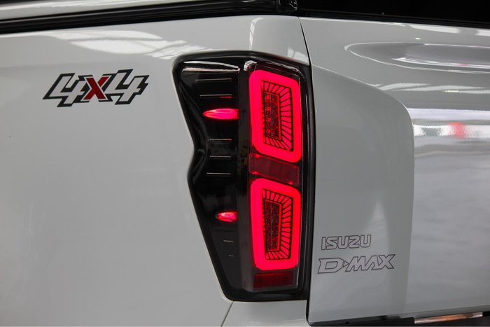 2023 Isuzu D-MAX SX MY23 4X4 Dual Range Mineral White
