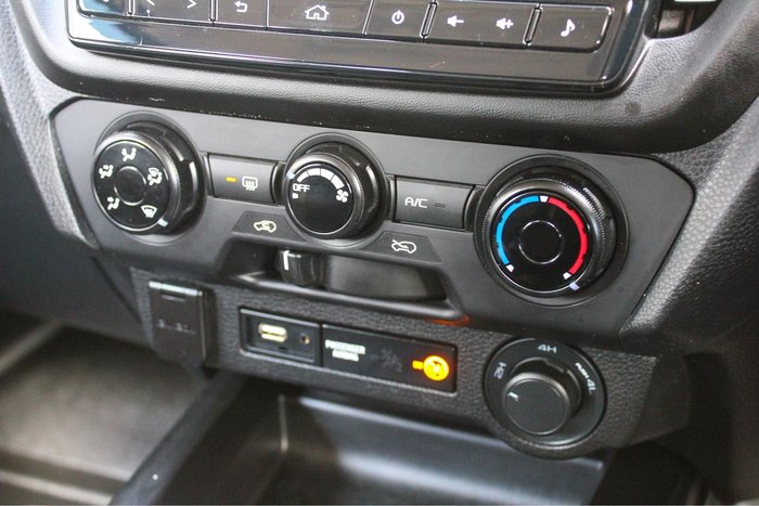 2023 Isuzu D-MAX SX MY23 4X4 Dual Range Mineral White