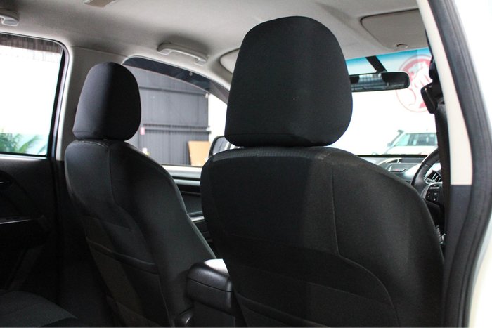 2017 Isuzu D-MAX SX High Ride MY17 4x2 Splash White