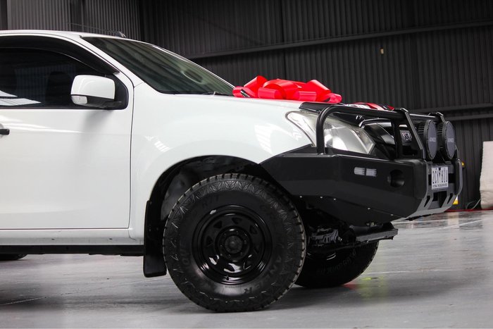 2017 Isuzu D-MAX SX High Ride MY17 4x2 Splash White