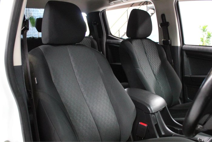 2017 Isuzu D-MAX SX High Ride MY17 4x2 Splash White