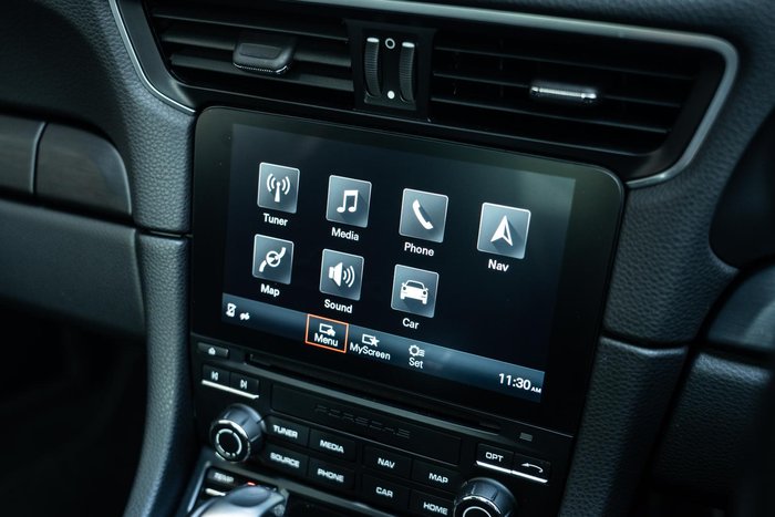 2017 Porsche 911 Carrera GTS