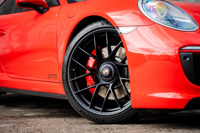 2017 Porsche 911 Carrera GTS