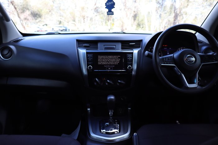 2021 Nissan Navara SL