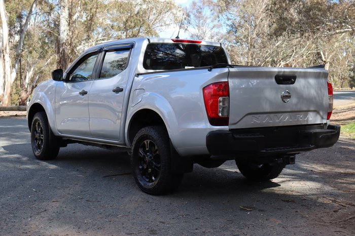 2021 Nissan Navara SL