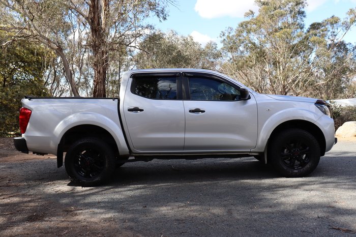 2021 Nissan Navara SL