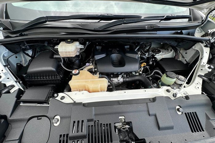 2019 Toyota Hiace Commuter