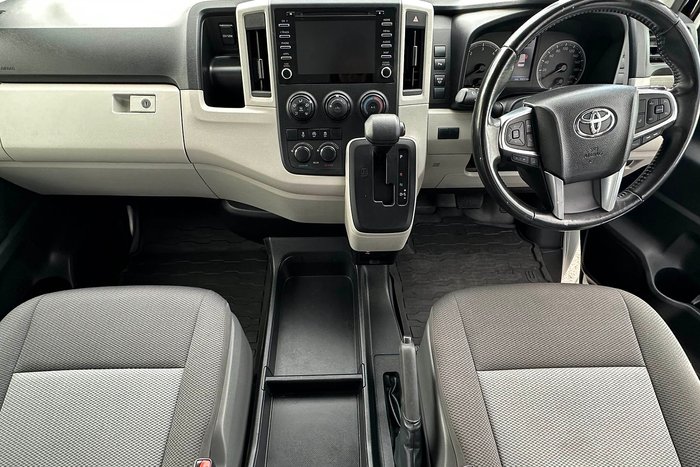 2019 Toyota Hiace Commuter