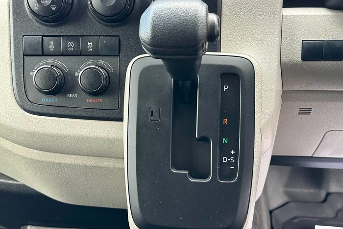 2019 Toyota Hiace Commuter