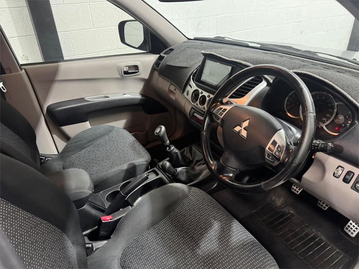 2010 Mitsubishi Triton GLX-R MN MY10 4X4 Dual Range Cool Silver