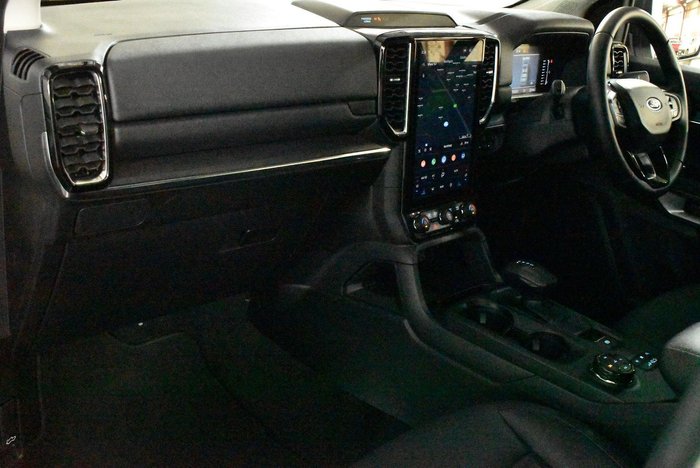 2025 Ford Everest Trend