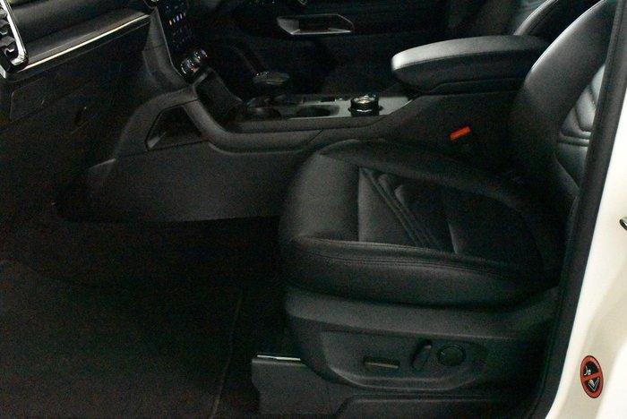 2025 Ford Everest Trend
