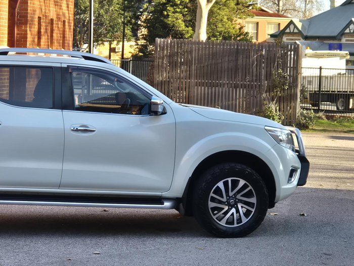 2019 Nissan Navara ST-X