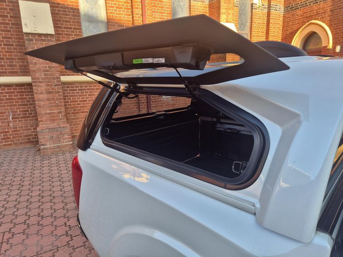 2019 Nissan Navara ST-X