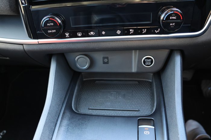 2025 Nissan QASHQAI ST-L