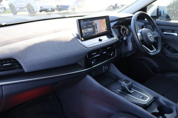 2025 Nissan QASHQAI ST-L