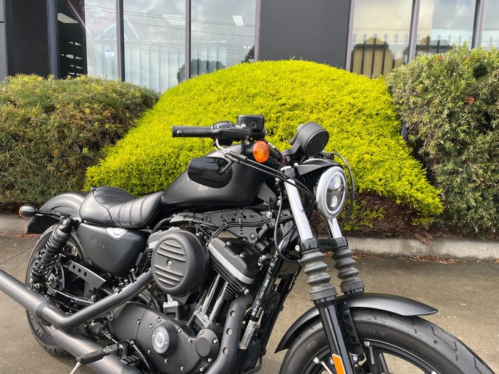 2016 HARLEY-DAVIDSON XL883 IRON 883 Black