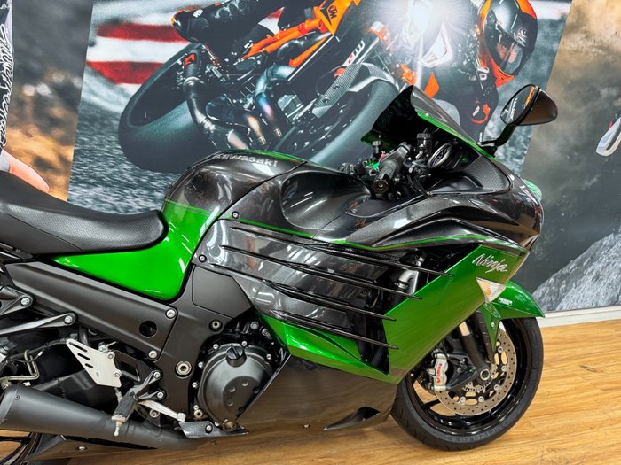2018 Kawasaki NINJA ZX-14R (BREMBO OHLINS) BLAZED GREEN/METALLIC GRAY