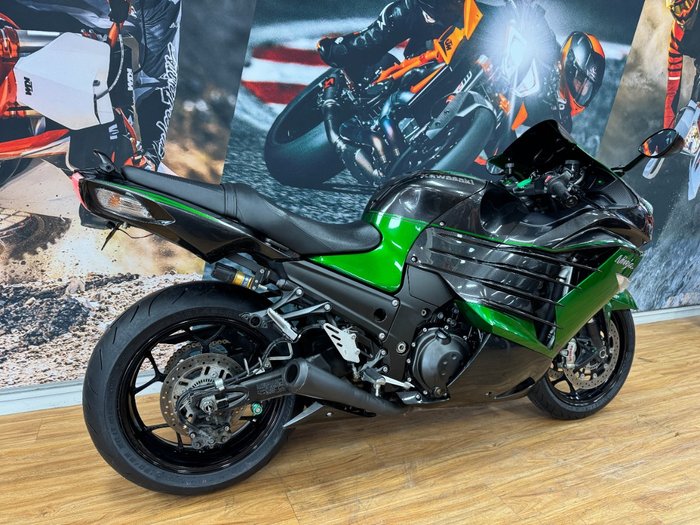 2018 Kawasaki NINJA ZX-14R (BREMBO OHLINS) BLAZED GREEN/METALLIC GRAY