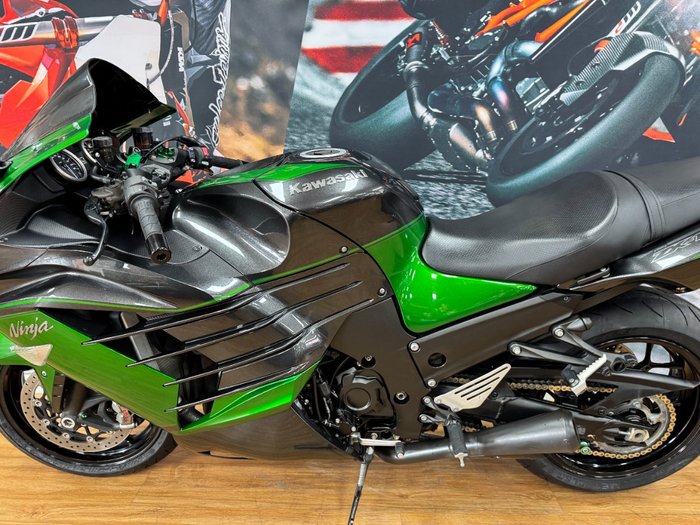2018 Kawasaki NINJA ZX-14R (BREMBO OHLINS) BLAZED GREEN/METALLIC GRAY