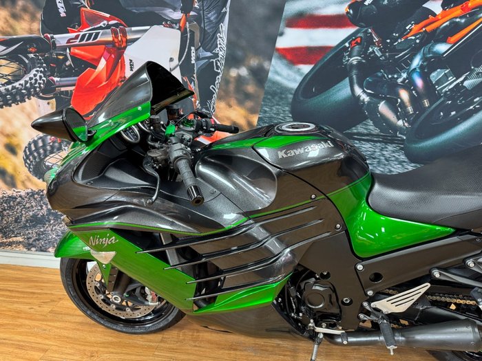 2018 Kawasaki NINJA ZX-14R (BREMBO OHLINS) BLAZED GREEN/METALLIC GRAY
